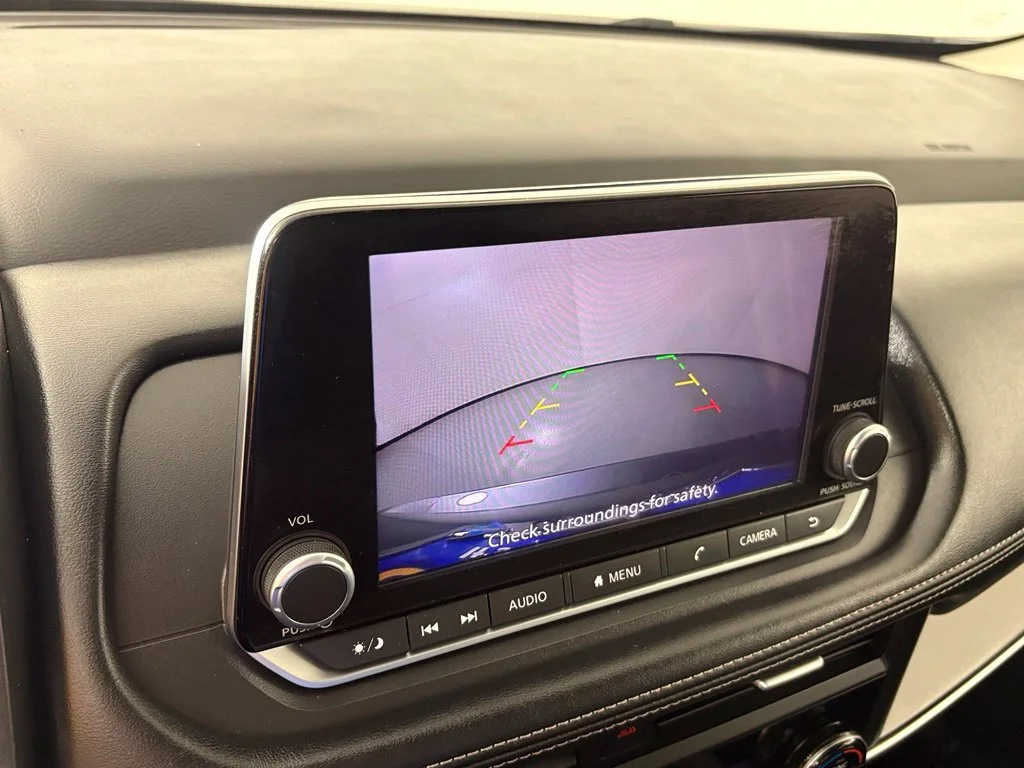 Used 2024 Gray Nissan SV image 25