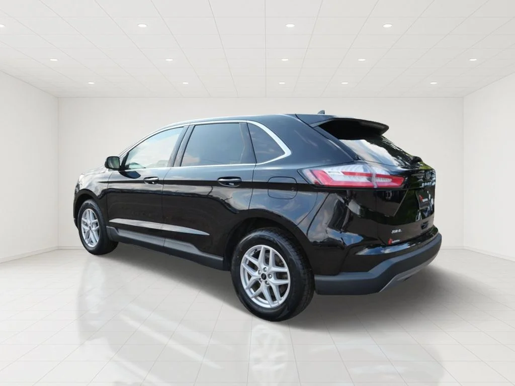Certified Used 2024 Black Ford SEL image 4
