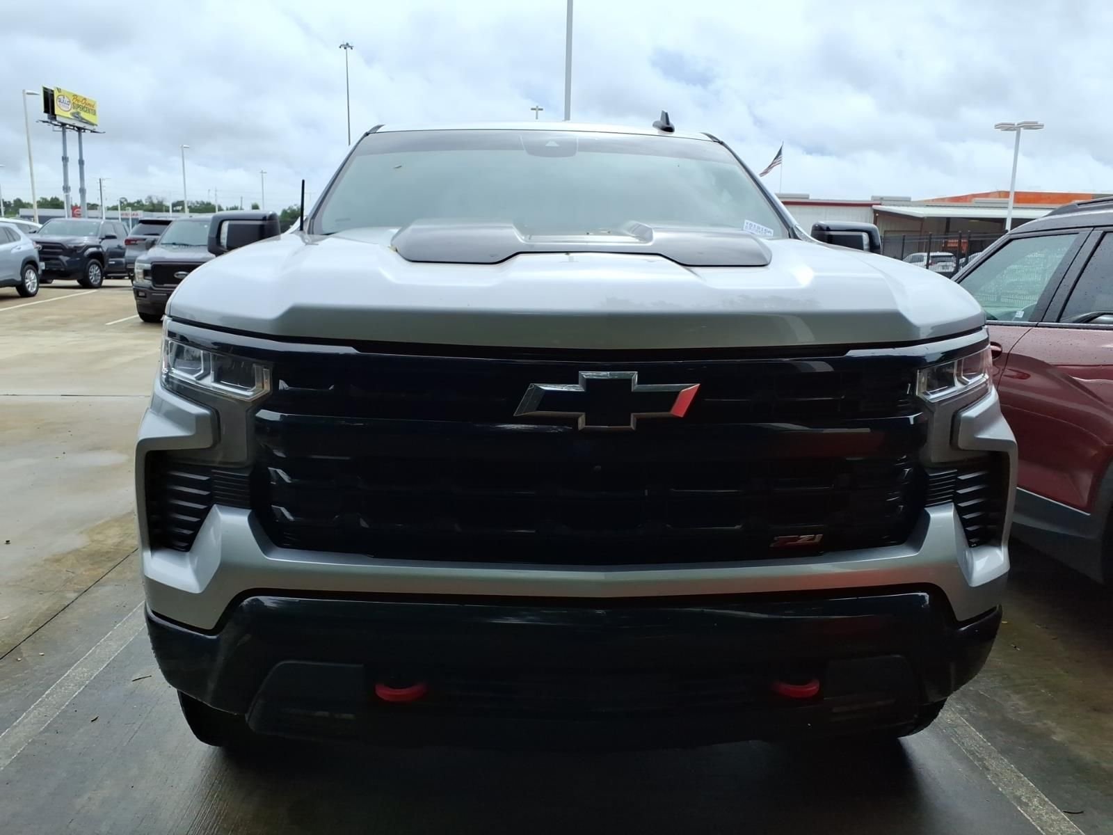 Used 2022 Silver Ice Metallic Chevrolet LT Trail Boss image 10