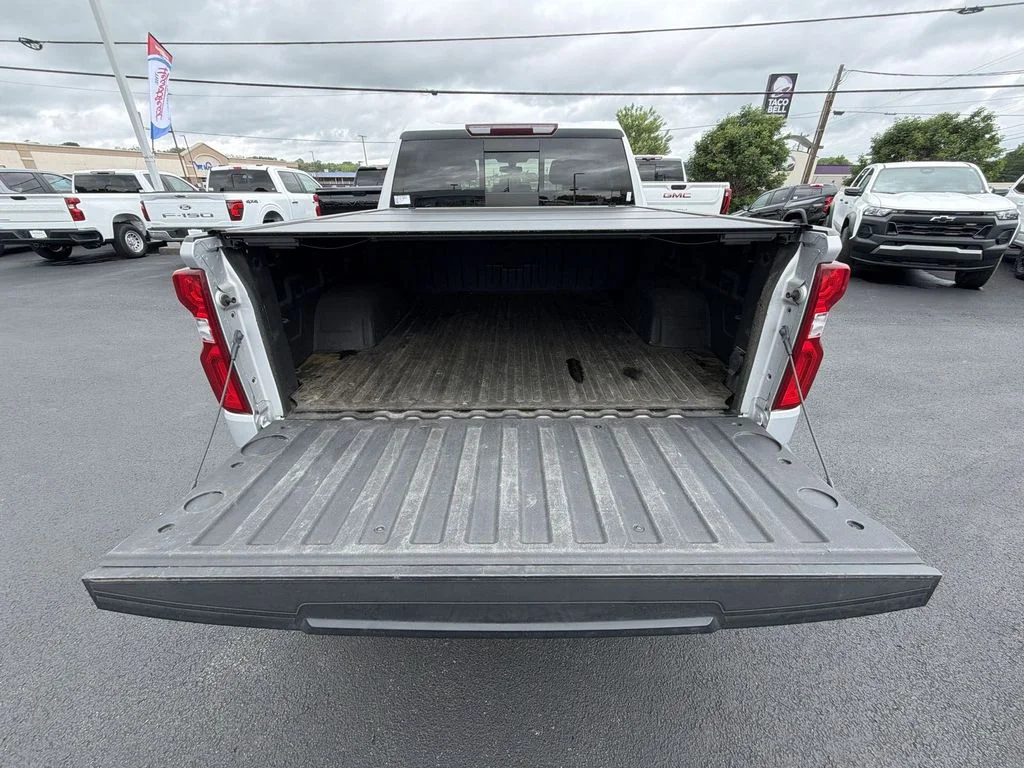 Used 2020 Silver Chevrolet RST image 28