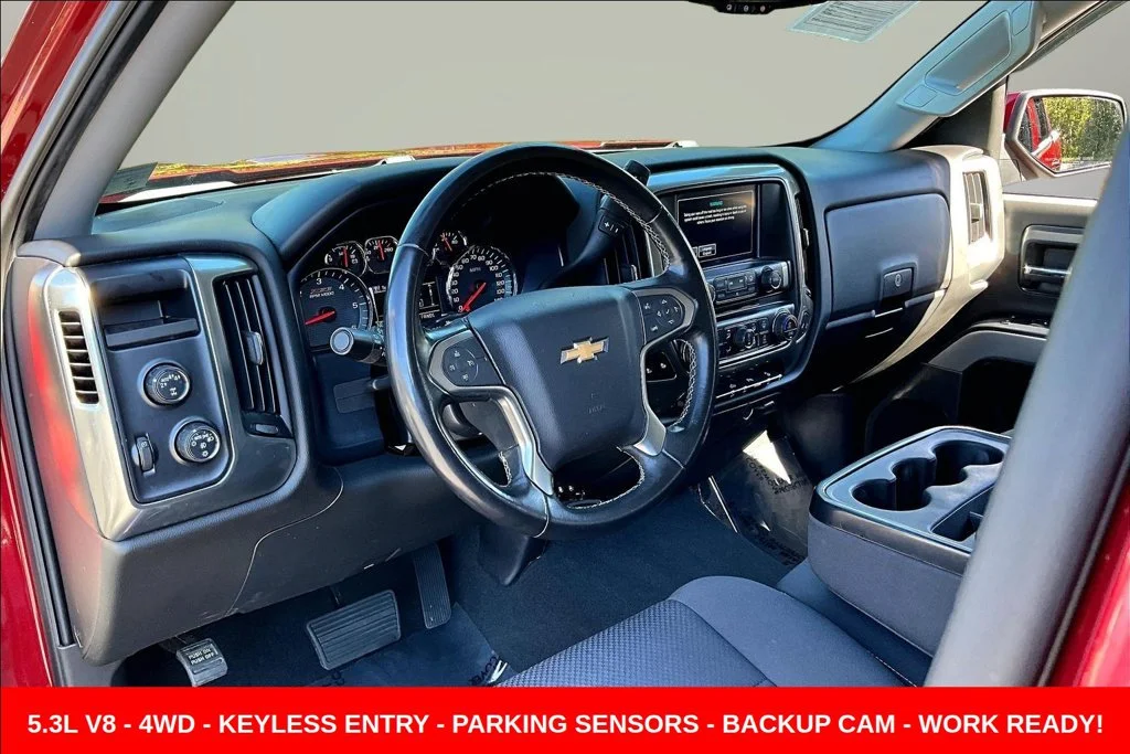 Used 2018 Red Chevrolet LT image 22