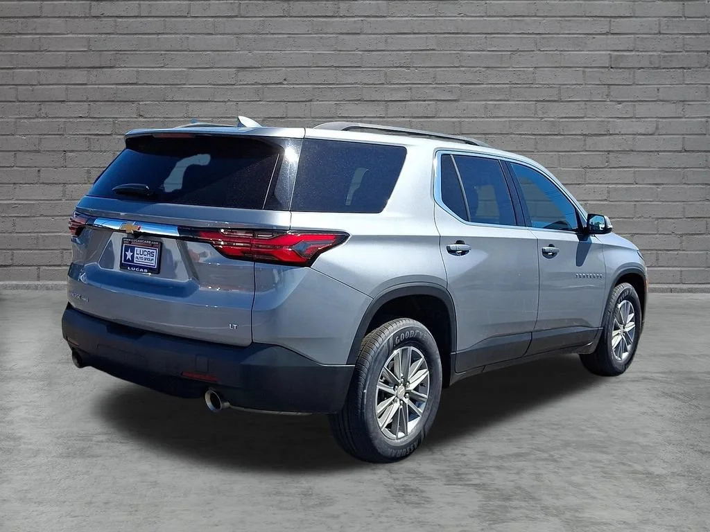 Used 2023 Sterling Gray Metallic Chevrolet LT Cloth image 12