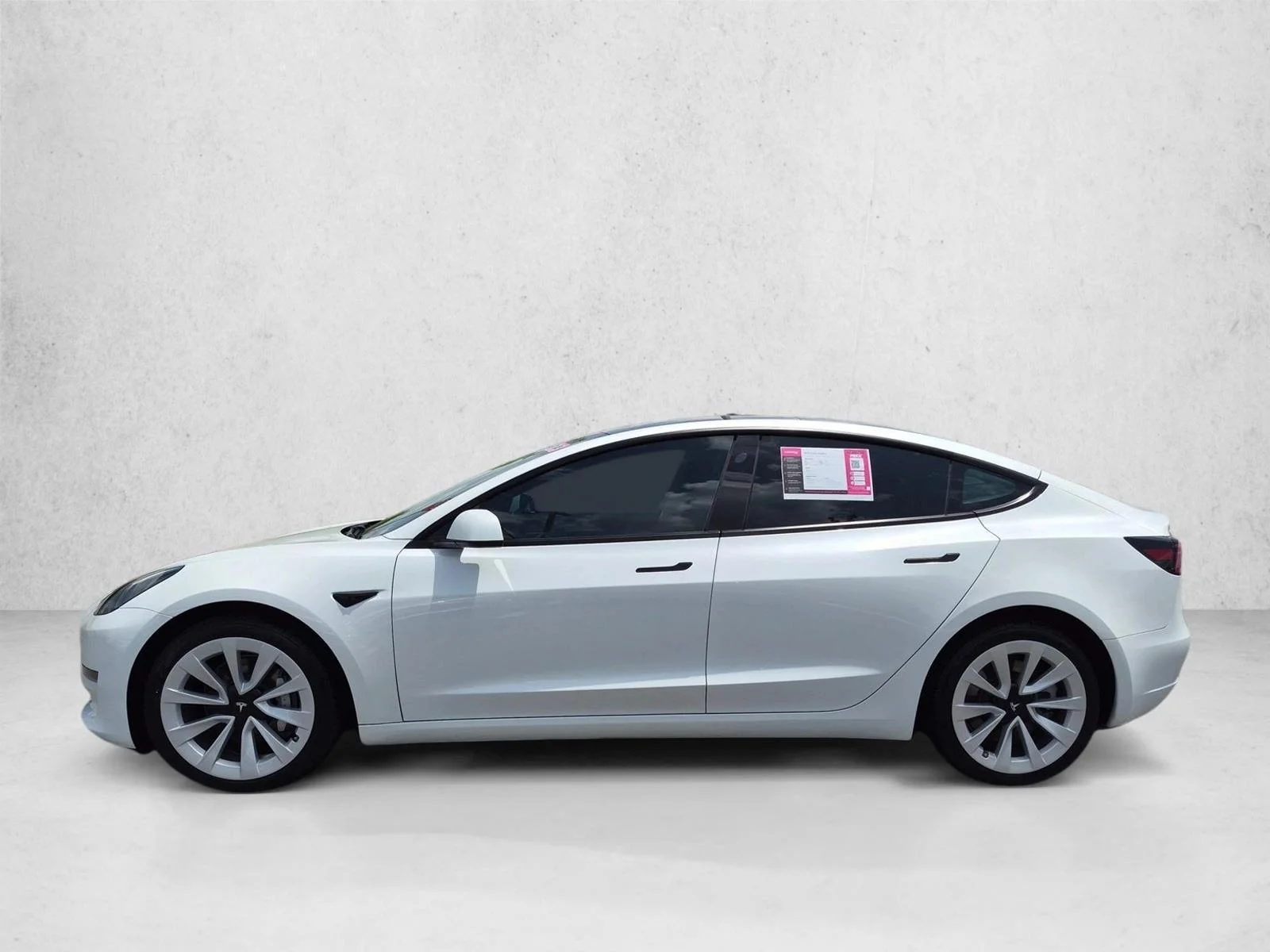Used 2023 Pearl White Multi-Coat Tesla  image 9