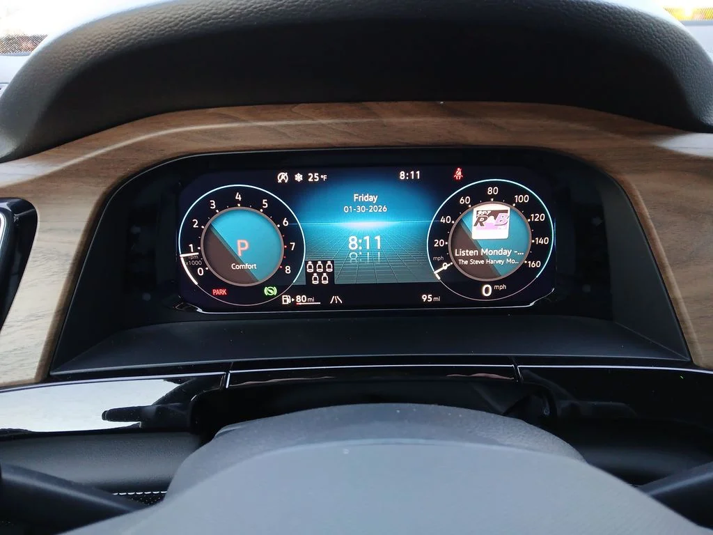 New 2025 Gray Volkswagen 2.0T SE w/Technology image 15