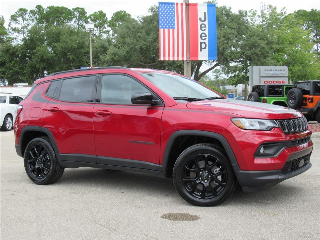 2026 Jeep Compass Latitude Altitude photo 2