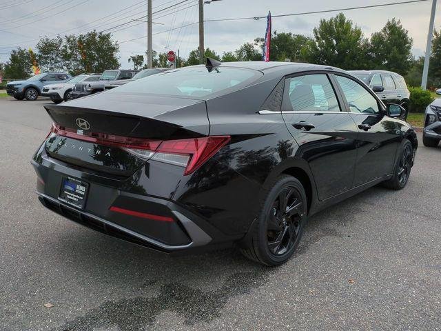 New 2026 Black Hyundai SEL Sport image 5