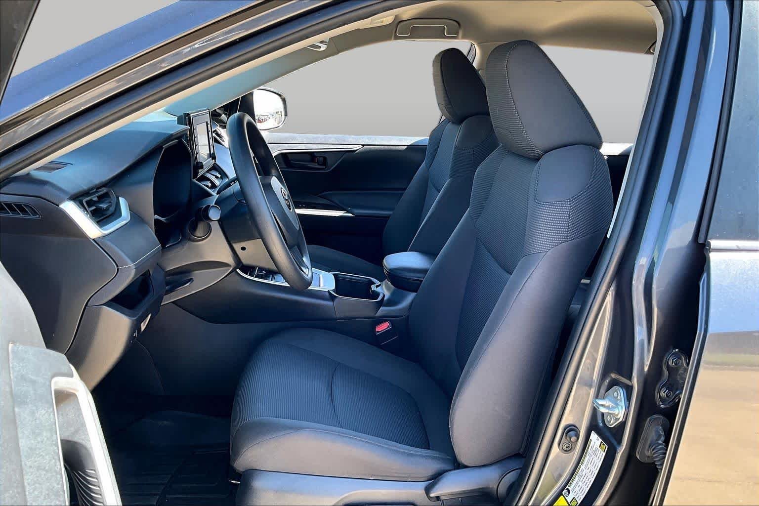 Used 2022 Magnetic Gray Metallic Toyota LE image 8