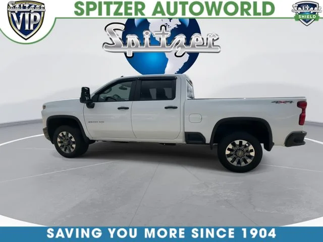 Used 2023 White Chevrolet Custom image 6