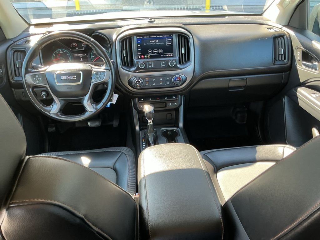 Certified Used 2022 Gray GMC AT4 w/Cloth image 27