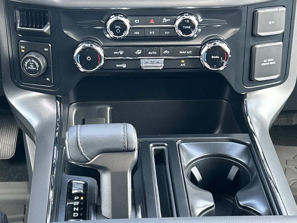 New 2026 Avalanche Ford XLT image 17