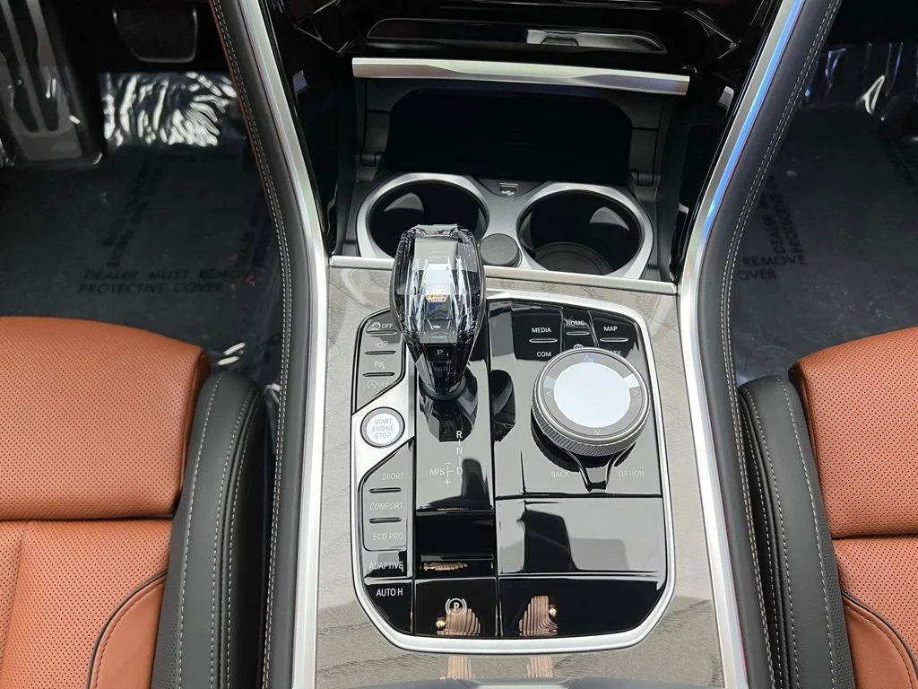 2026 BMW 8 Series 840i - Photo 12