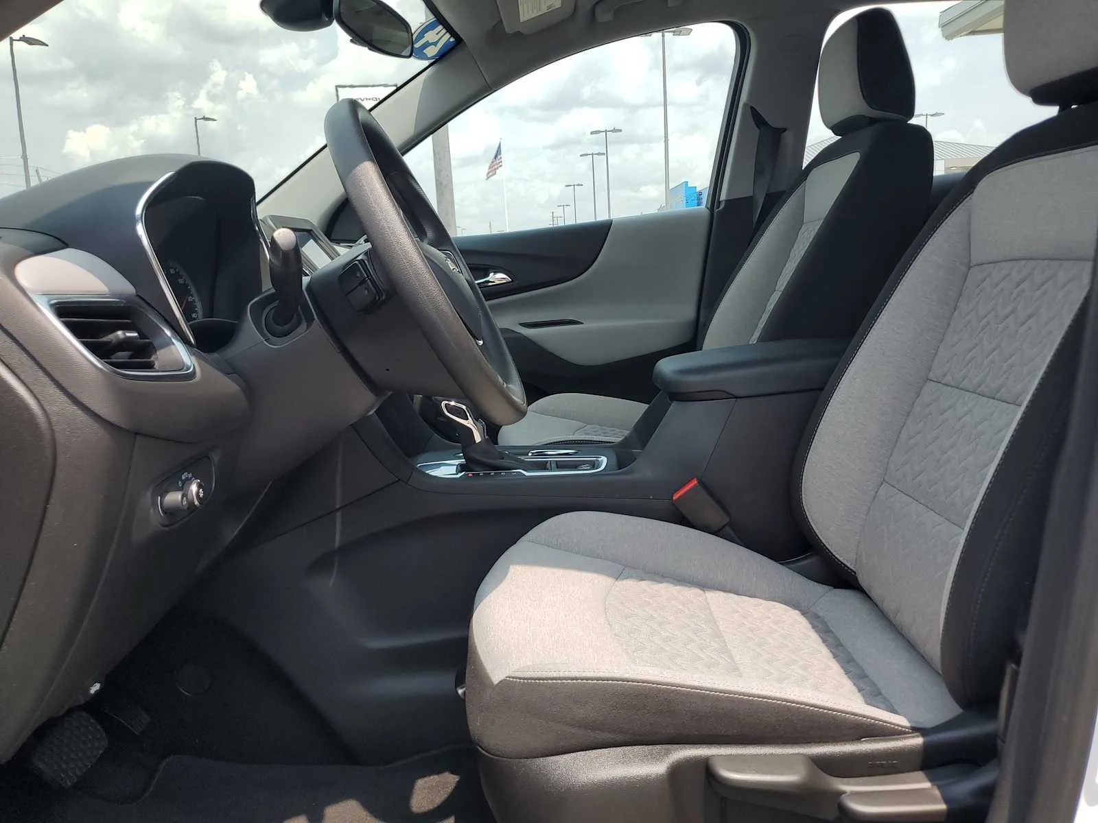 Used 2024 Summit White Chevrolet LS image 21