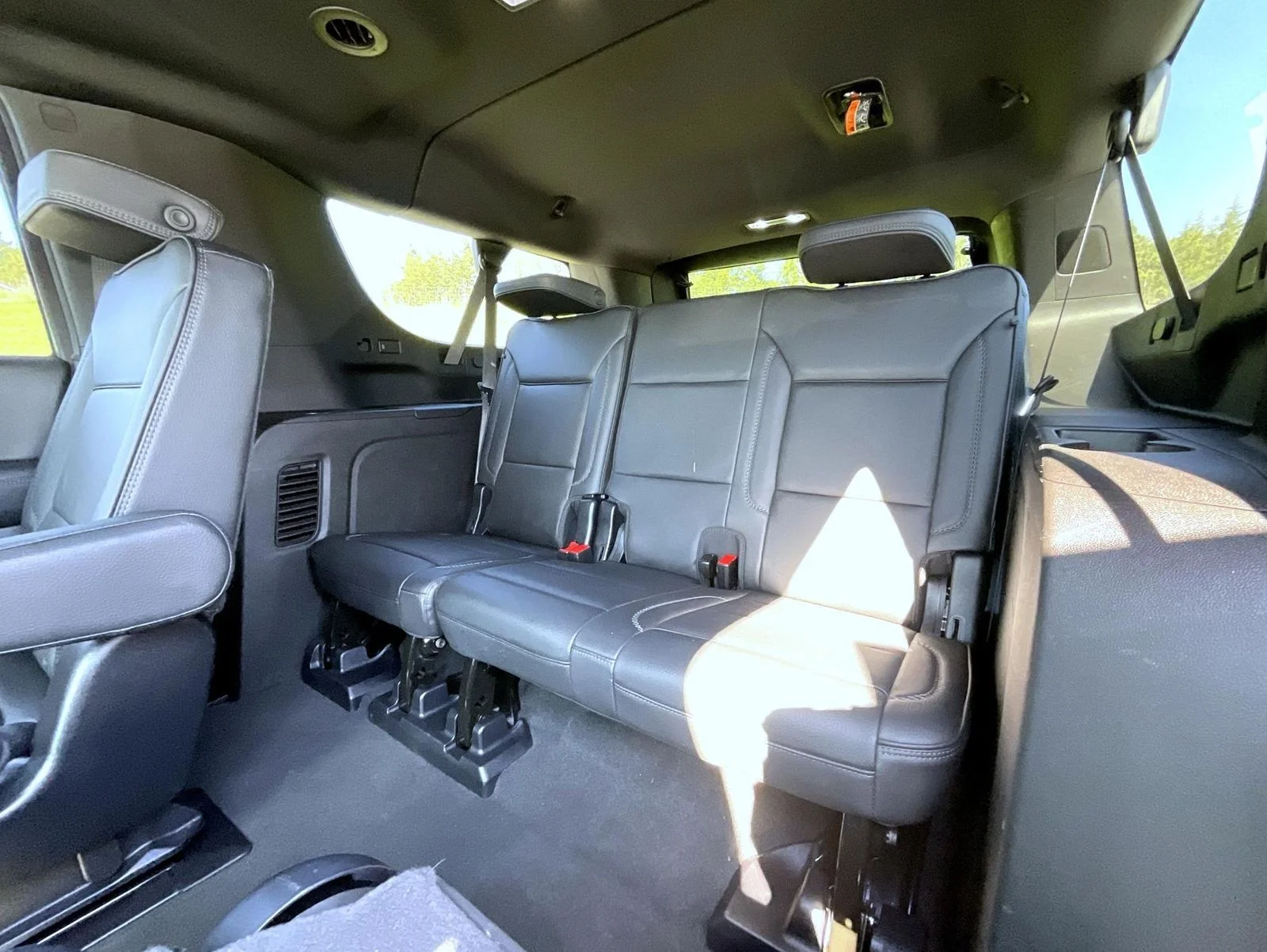 Used 2025 Black GMC Denali image 20