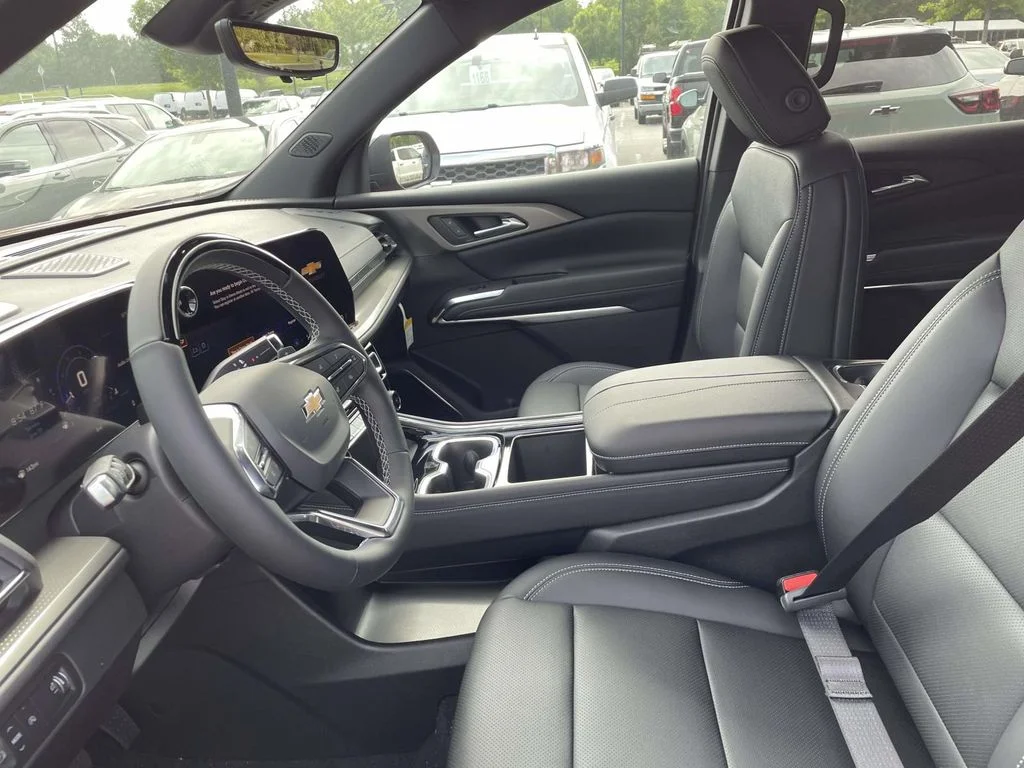 New 2026 Radiant Red Tintcoat Chevrolet LT image 20