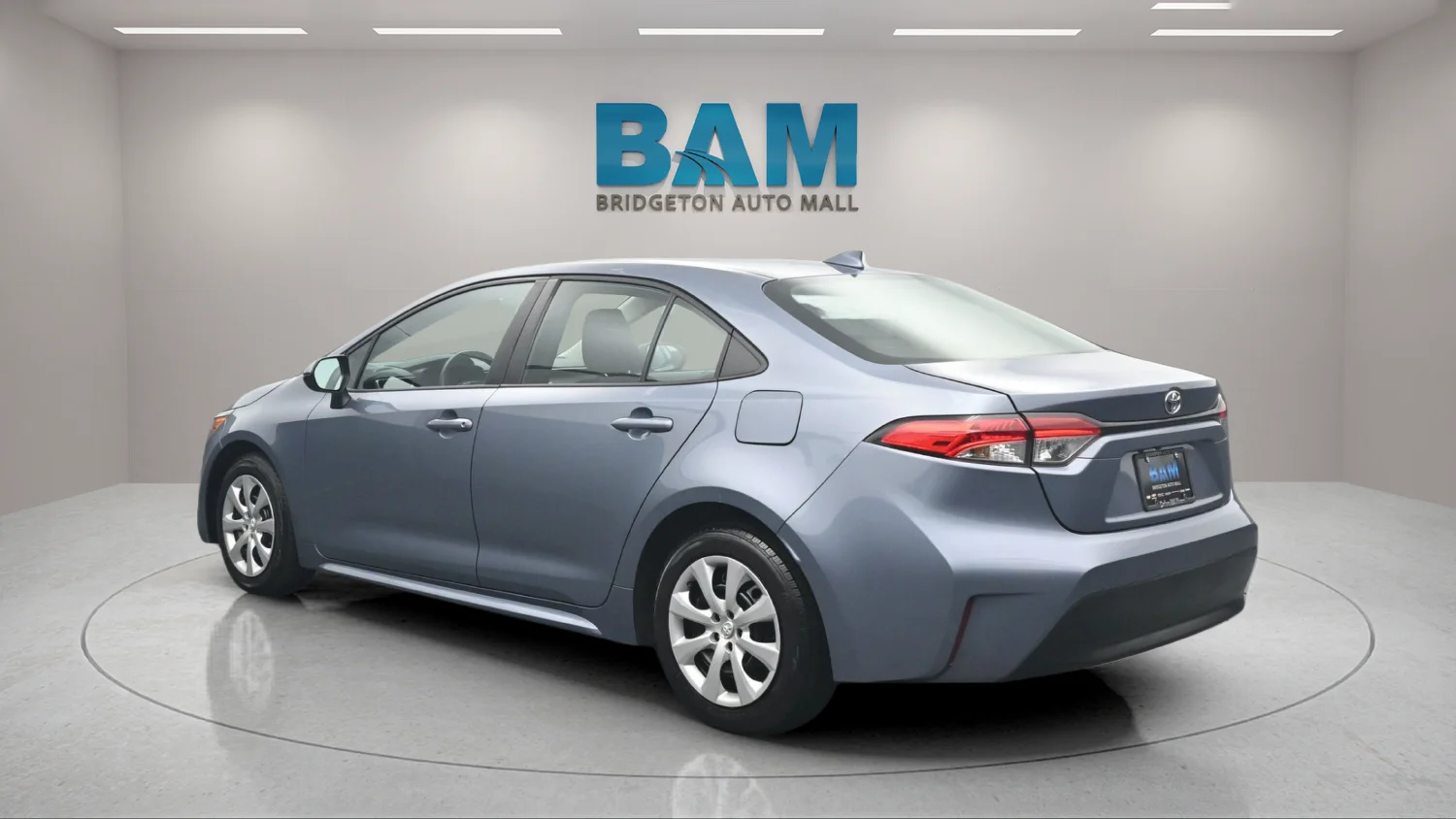 Used 2024 Gray Toyota LE image 4