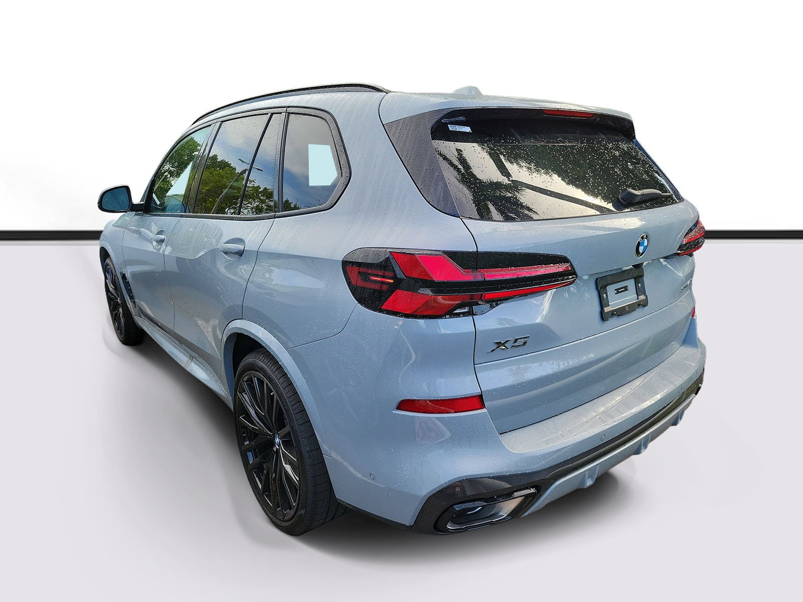 New 2026 Brooklyn Grey Metallic BMW sDrive40i image 3