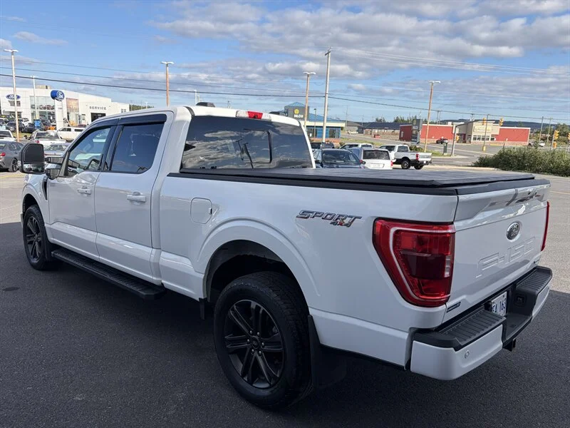 Used 2021 White Ford XL image 4