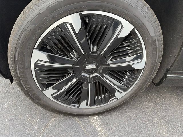 Used 2025 Black Cadillac Sport 2 image 10
