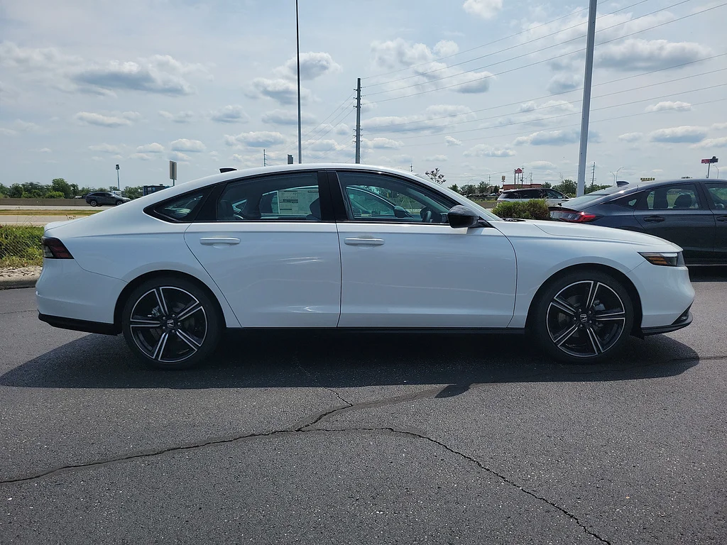 New 2026 Platinum White Pearl Honda SE image 20