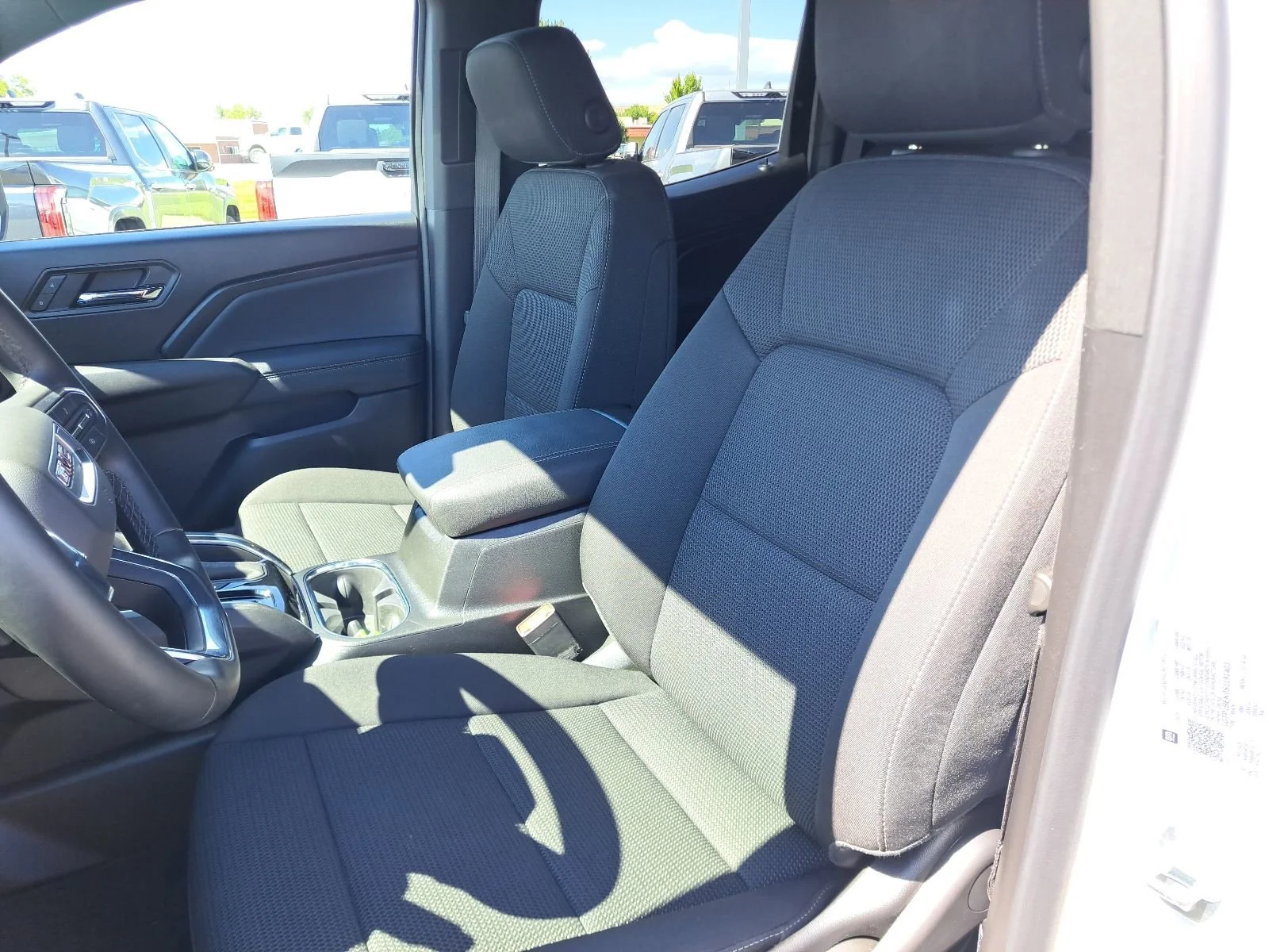 2025 GMC Canyon Elevation - Photo 19