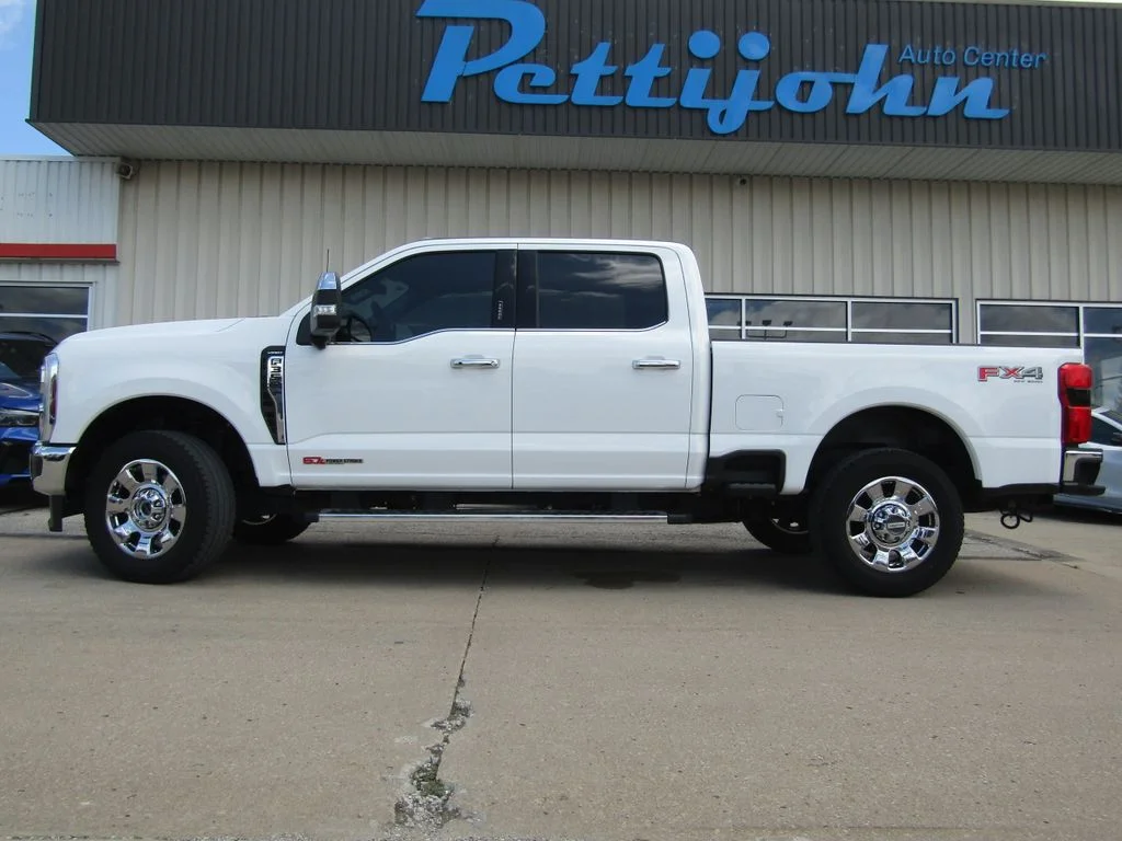 Used 2024 Oxford White Ford Lariat image 11