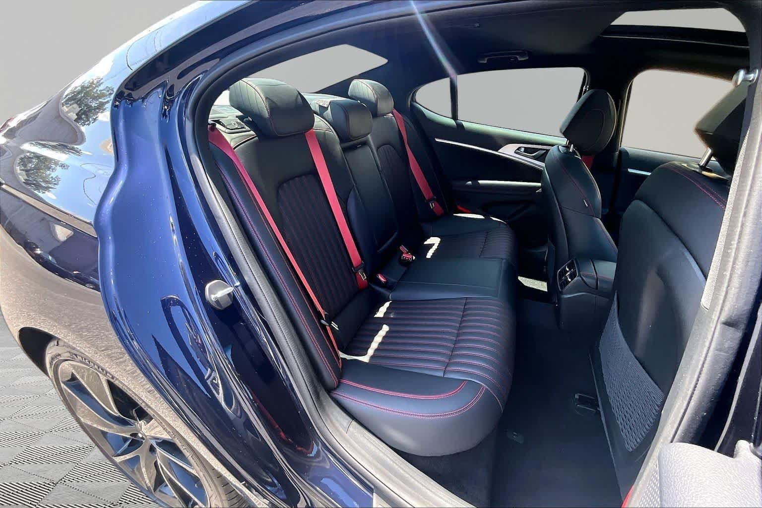 Used 2023 Capri Blue Genesis 2.0T image 20