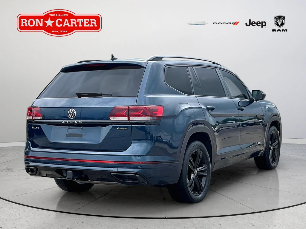 Certified Used 2023  Volkswagen 3.6L V6 SEL R-Line image 6