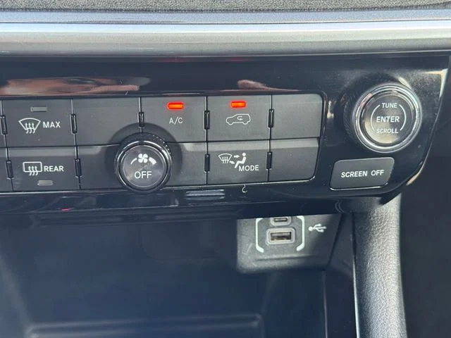 Certified Used 2024 White Jeep Latitude image 35