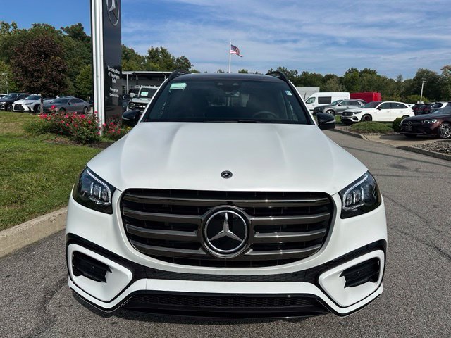 New 2026 MANUFAKTUR Moonlight White Magno Mercedes-Benz GLS 450 image 49