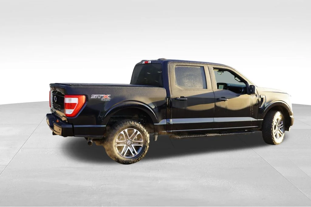 Certified Used 2022 Agate Black Metallic Ford XL image 4