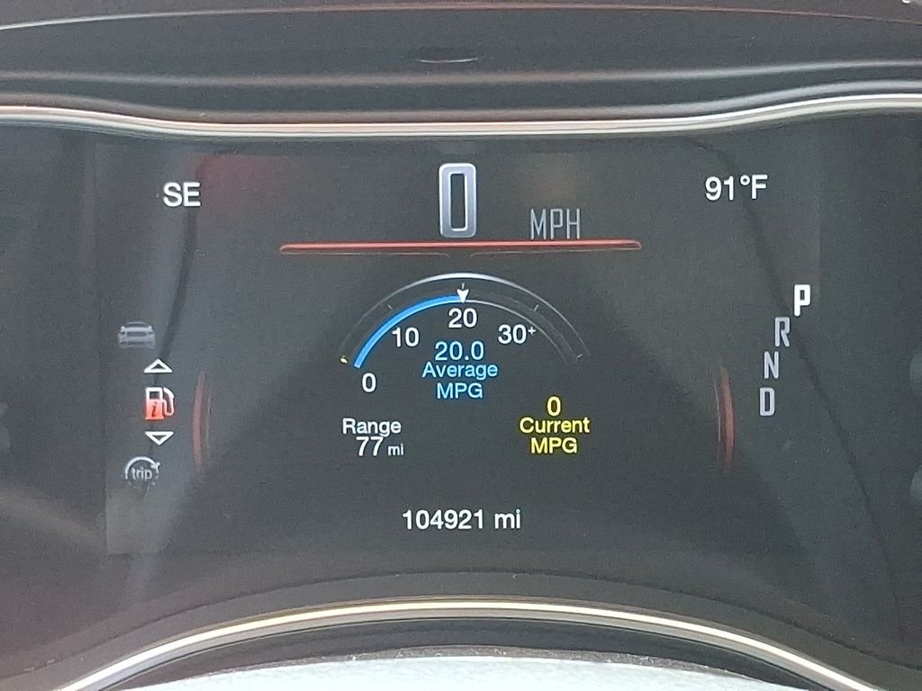 Used 2019 Gray Dodge SXT image 21