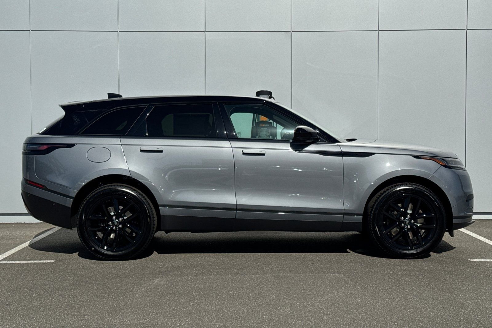 New 2026 Zadar Grey Land Rover S image 6