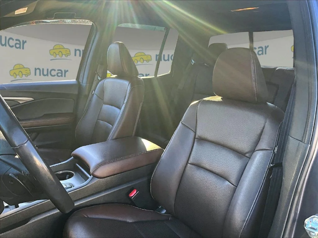 Used 2025 Gray Honda RTL image 10