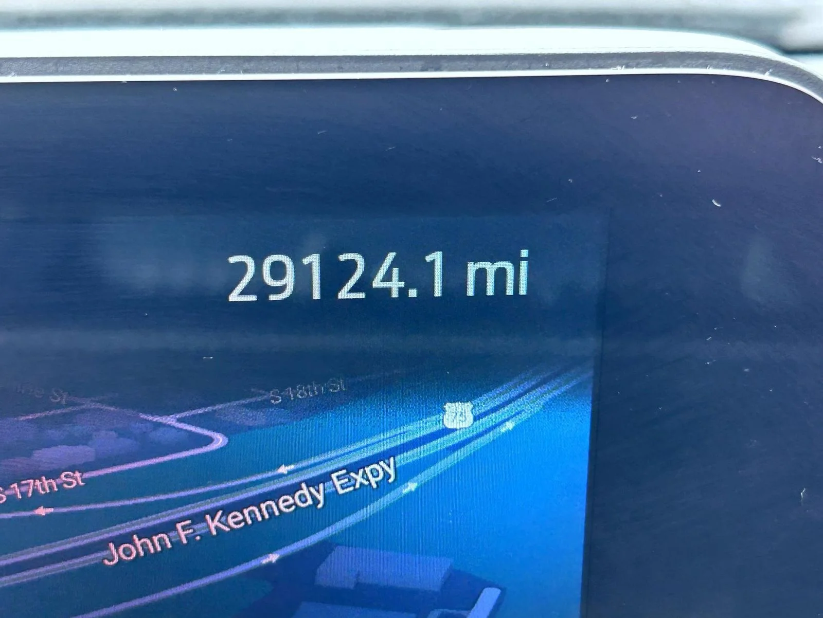 Used 2025 White Ford Platinum image 14