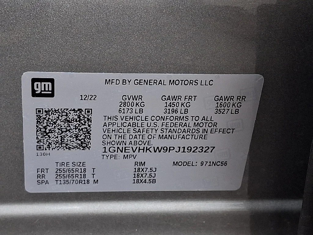 Used 2023 Sterling Gray Metallic Chevrolet LT Leather image 28