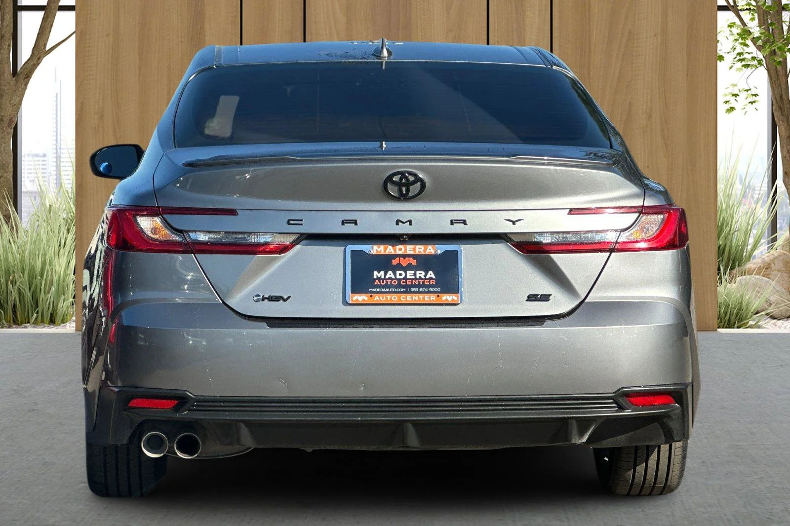 Certified Used 2025  Toyota SE image 5