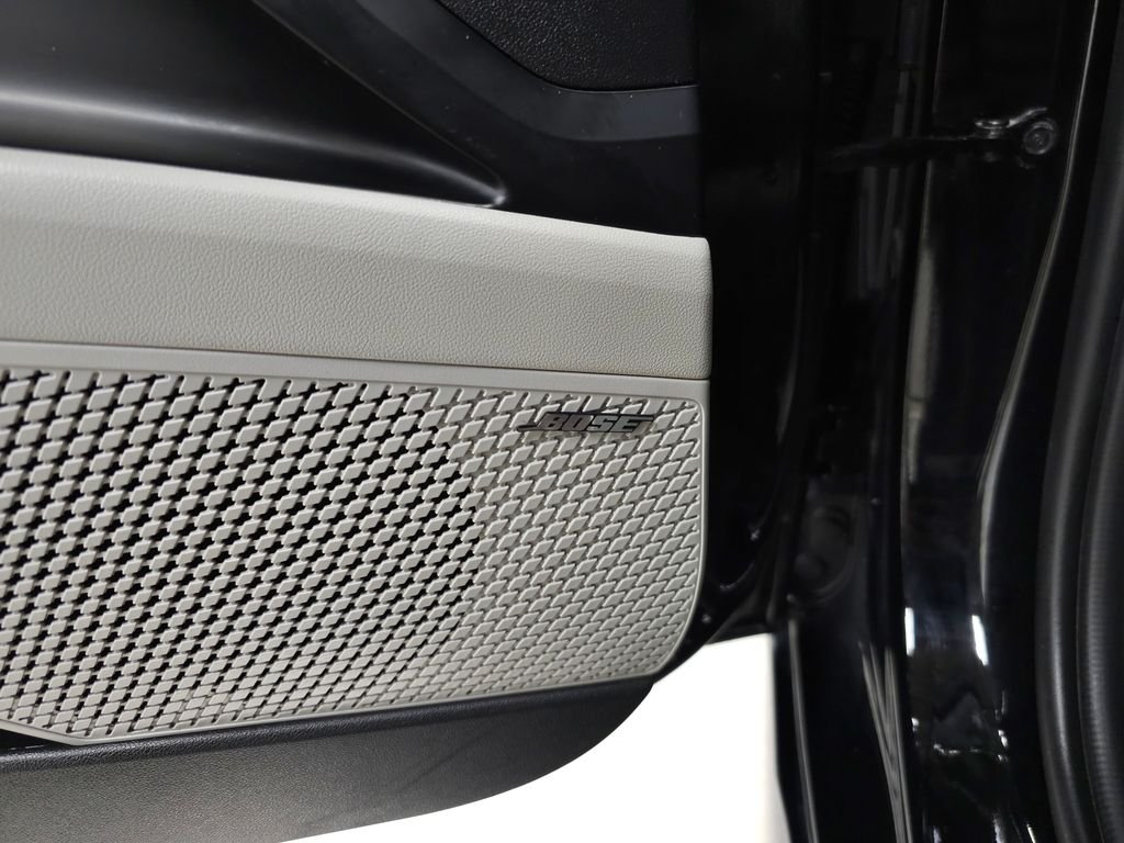 2024 Hyundai Elantra Limited - Photo 15