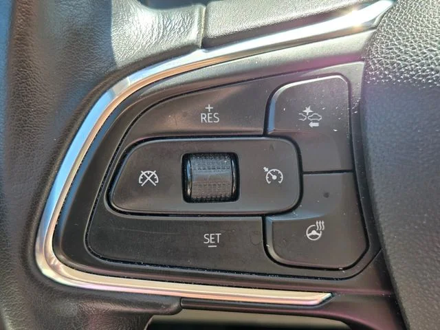 Used 2023 Gray Buick Avenir image 20
