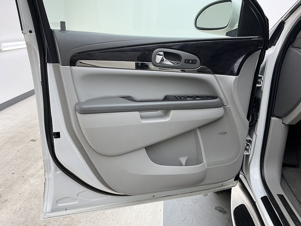 Used 2015 White Opal Buick Premium image 16