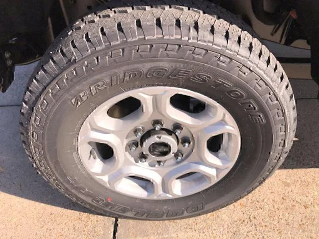New 2026 Avalanche Ford F-250® XLT image 31