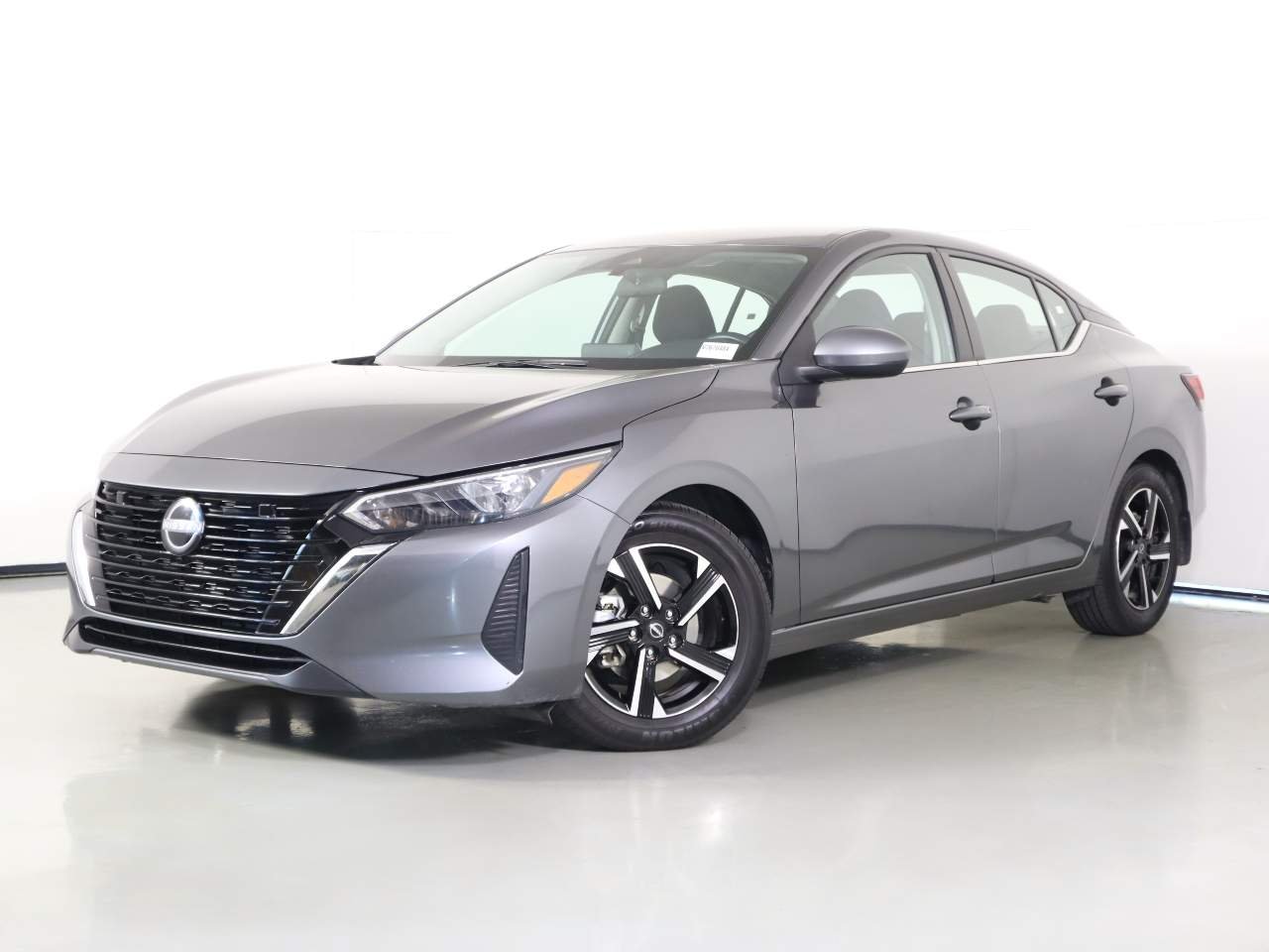 Used 2025 Atlantic Gray Metallic Nissan SV image 1