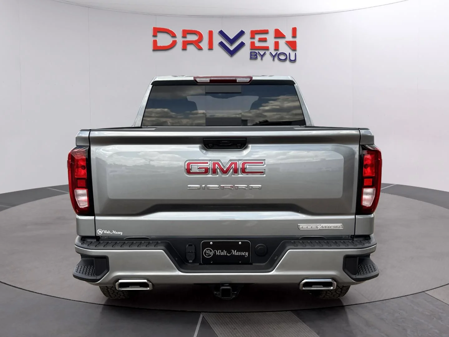 New 2026 Sterling Metallic GMC Elevation image 4