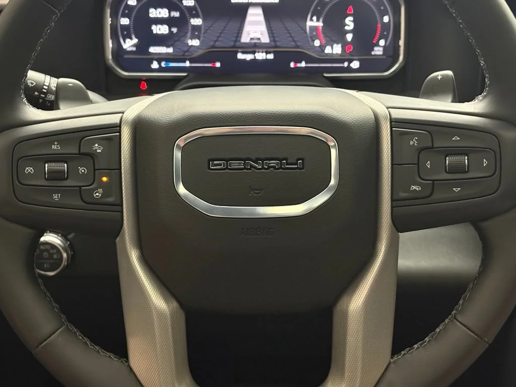Used 2024 Onyx Black GMC Denali image 23