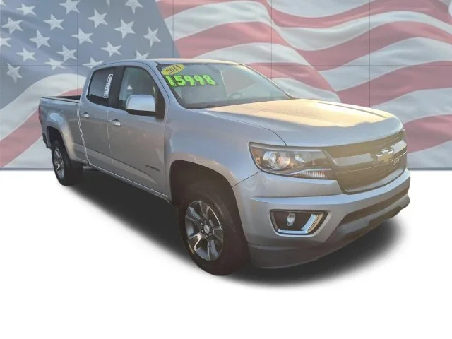 Used 2015 Silver Chevrolet Z71 image 2