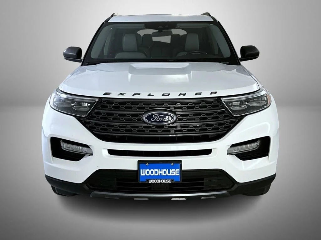Used 2021 White Ford XLT image 2
