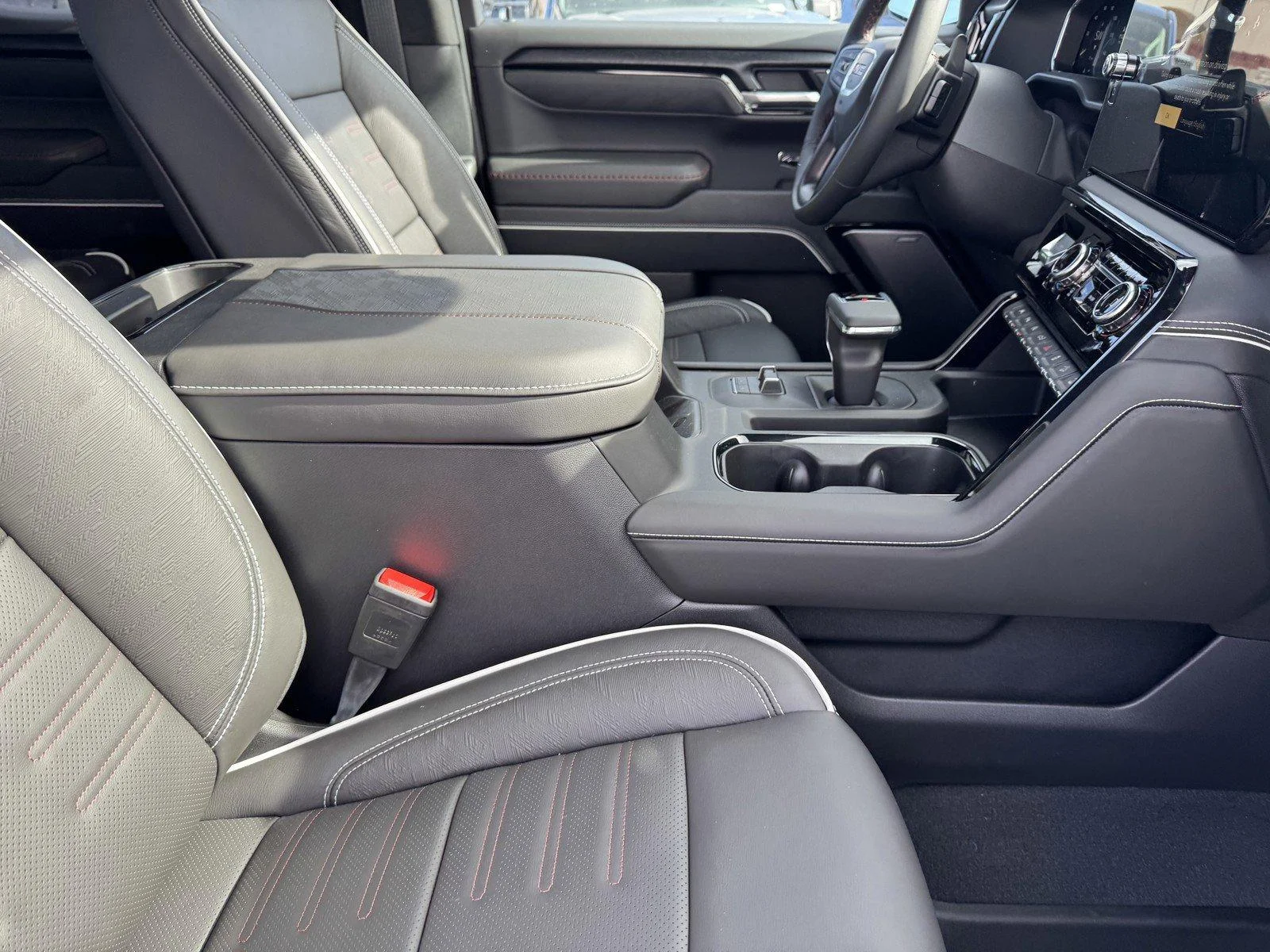 New 2026 TITANIUM RUSH METALLIC GMC AT4X image 8