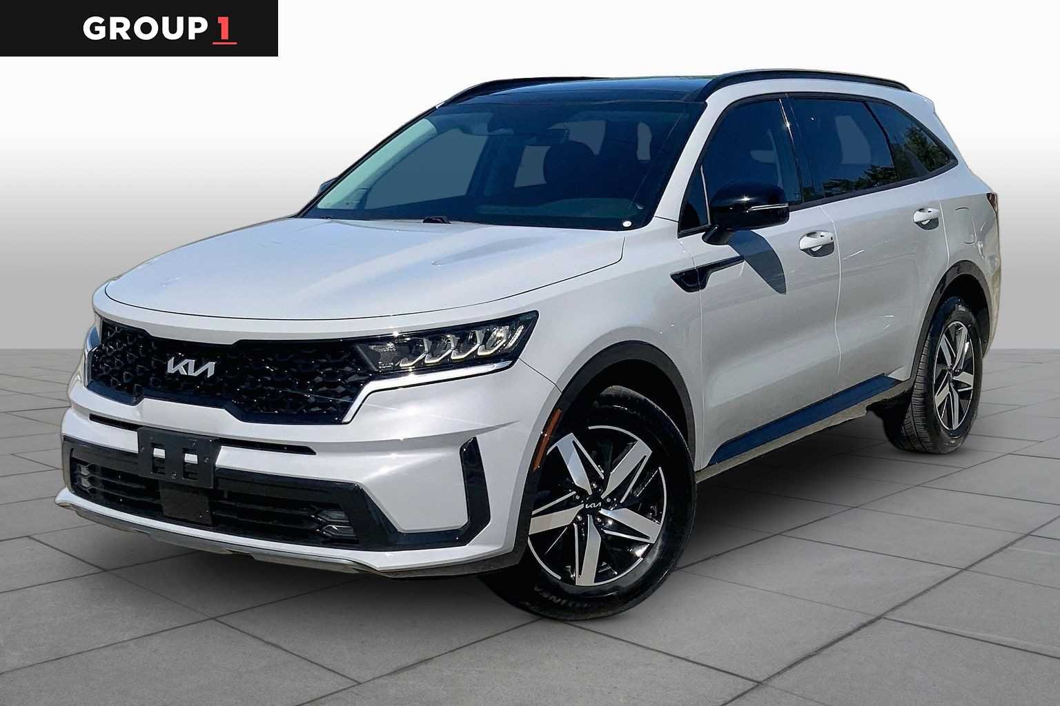 Pre-Owned 2023 Kia Sorento EX