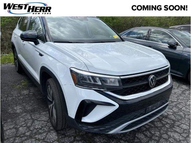 2023 Volkswagen Taos 1.5T SE 4Motion's photo