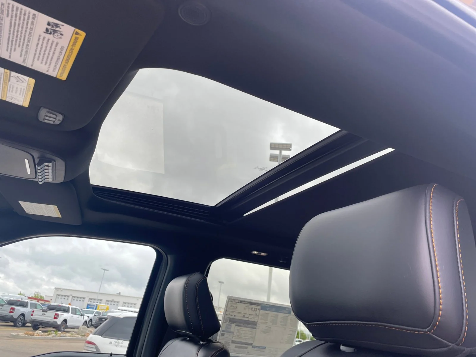 New 2026 Carbonized Grey Metallic Ford Tremor image 18