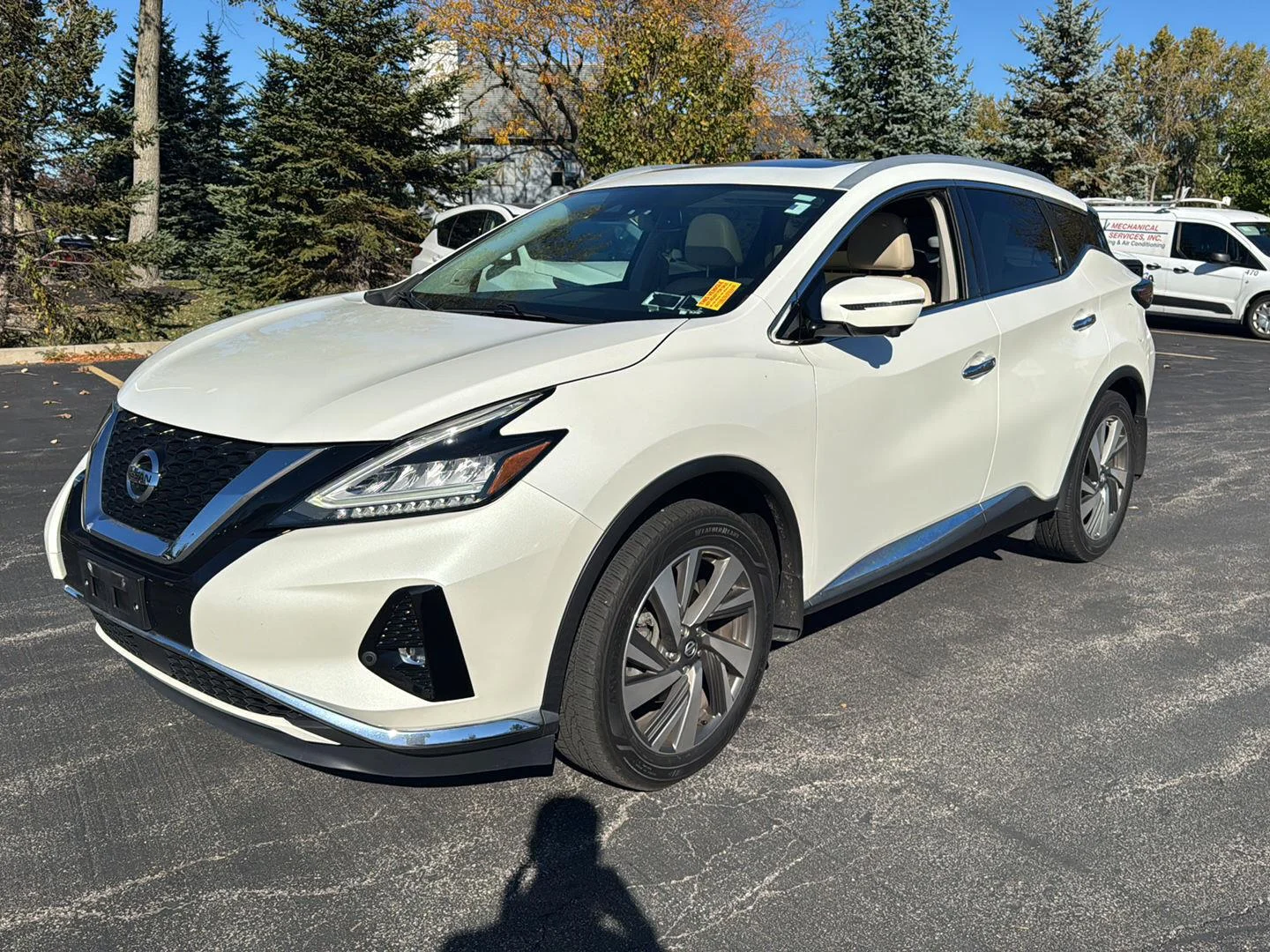Used 2019 Pearl White Tricoat Nissan SL image 2